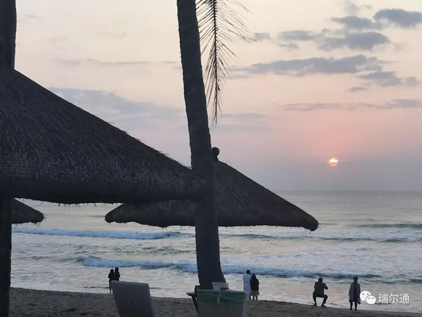 魅力三亚 绿耀南海:海棠湾绿激光高峰论坛顺利召开(第一届) 魅力三亚 绿耀南海:海棠湾绿激光高峰论坛顺利召开(第一届)